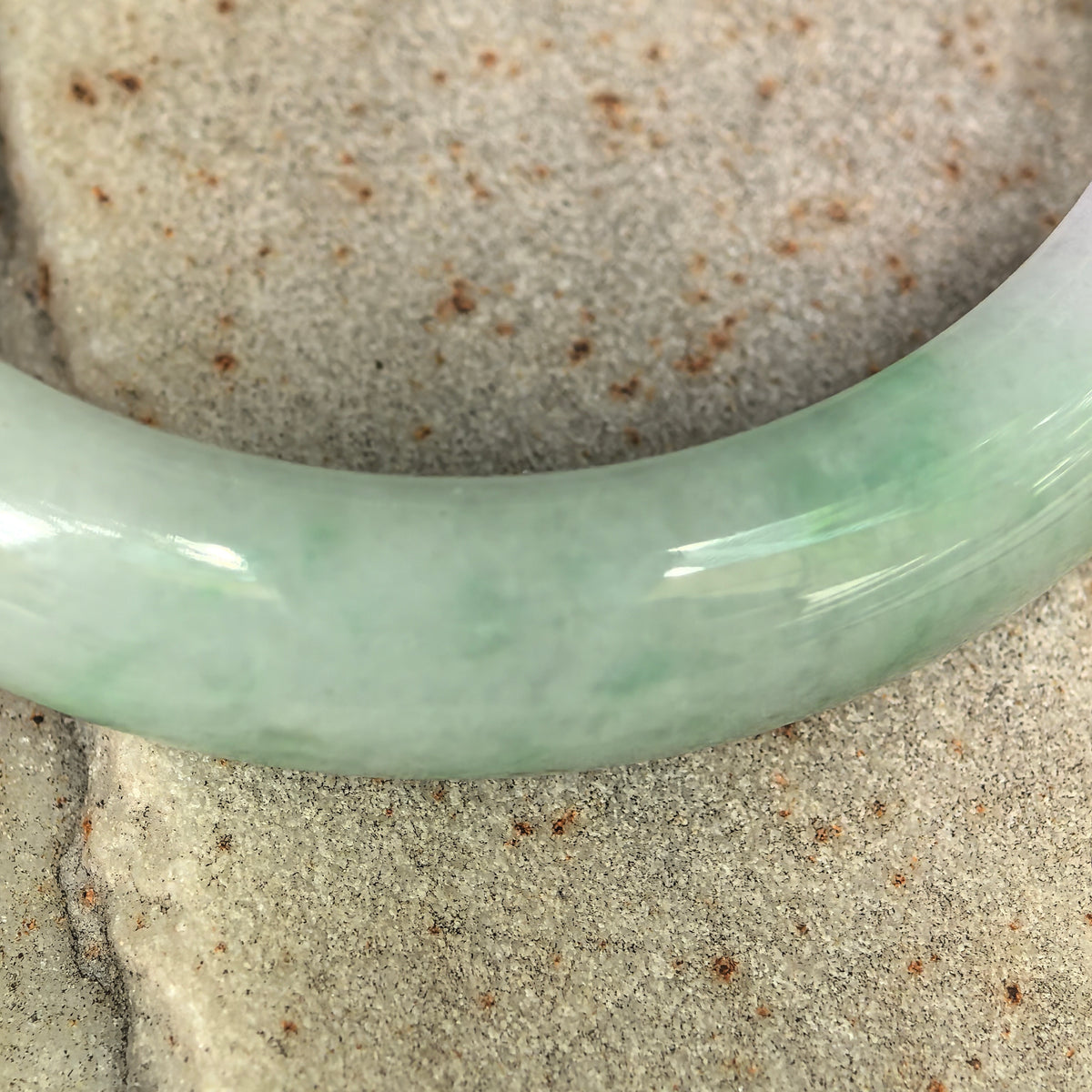 Glutinous Lavender-Green D-Shape Jadeite Bangle – 54mm