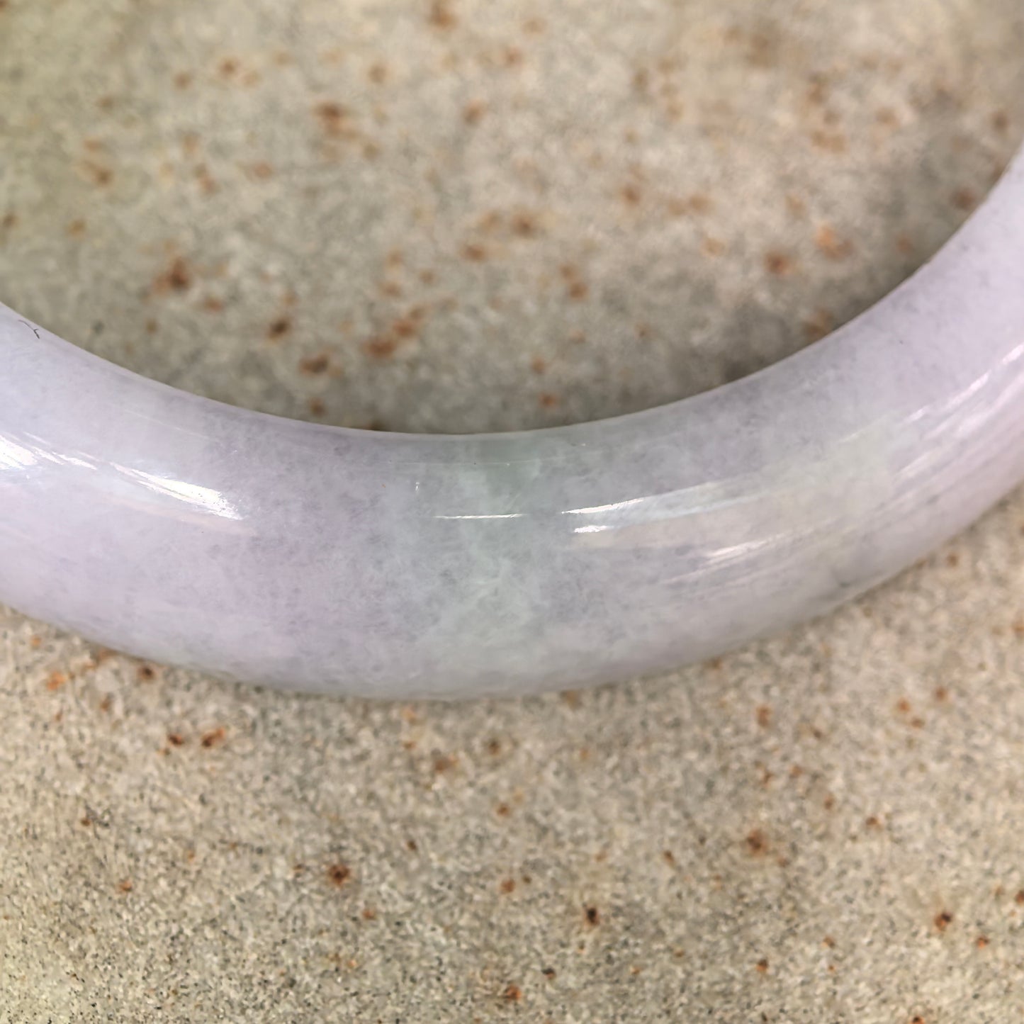 Glutinous Lavender-Green D-Shape Jadeite Bangle – 54mm