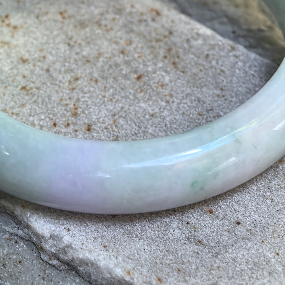 Glutinous Lavender Green D-Shape Jadeite Bangle – 60mm