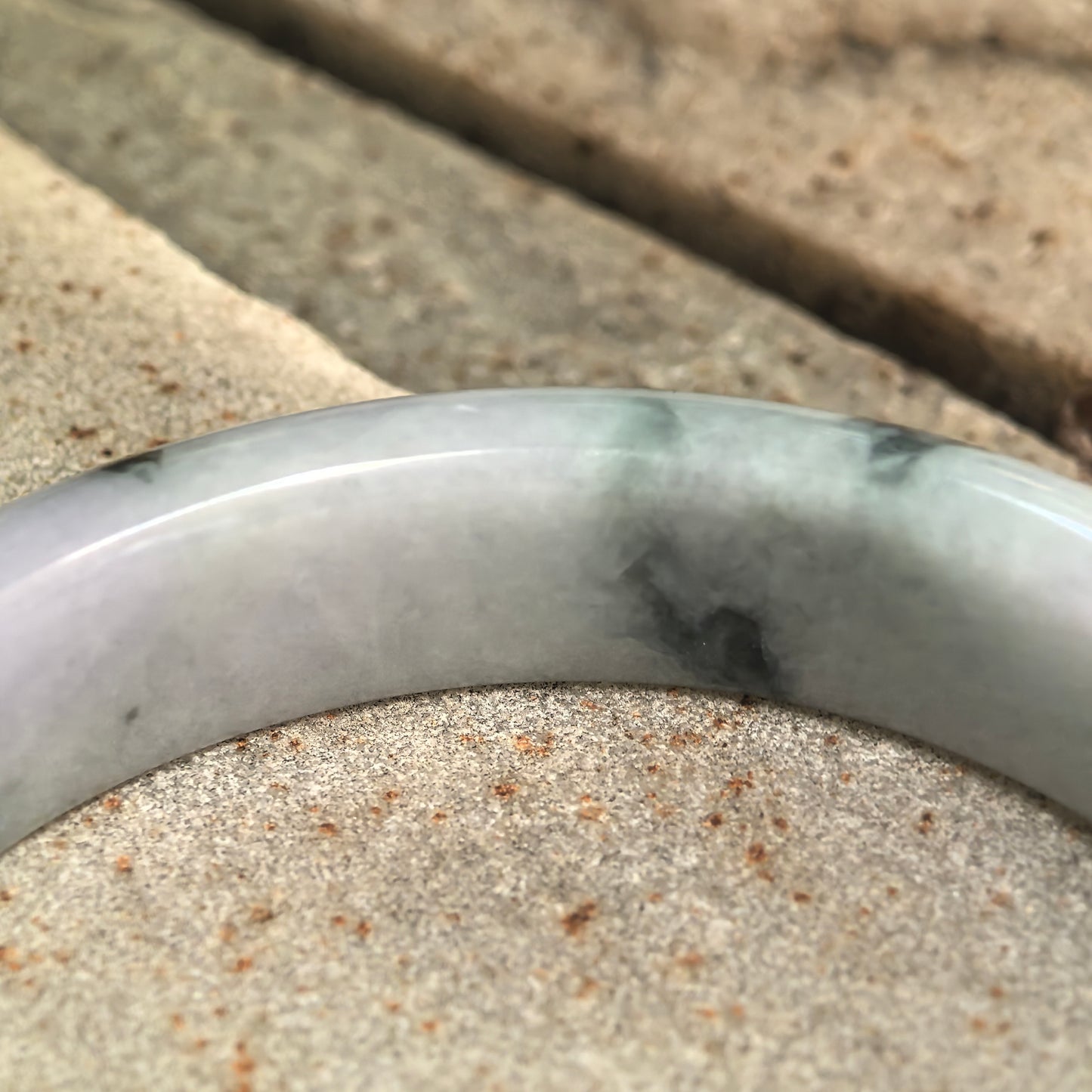 Glutinous Pale Lavender Floating Flower D-Shape Jadeite Bangle – 55mm