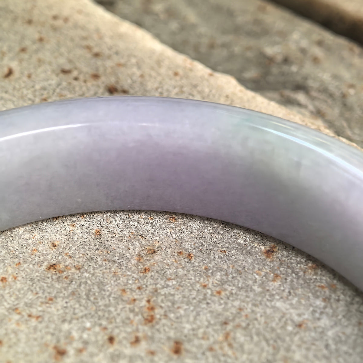 Glutinous Pale Lavender Floating Flower D-Shape Jadeite Bangle – 55mm