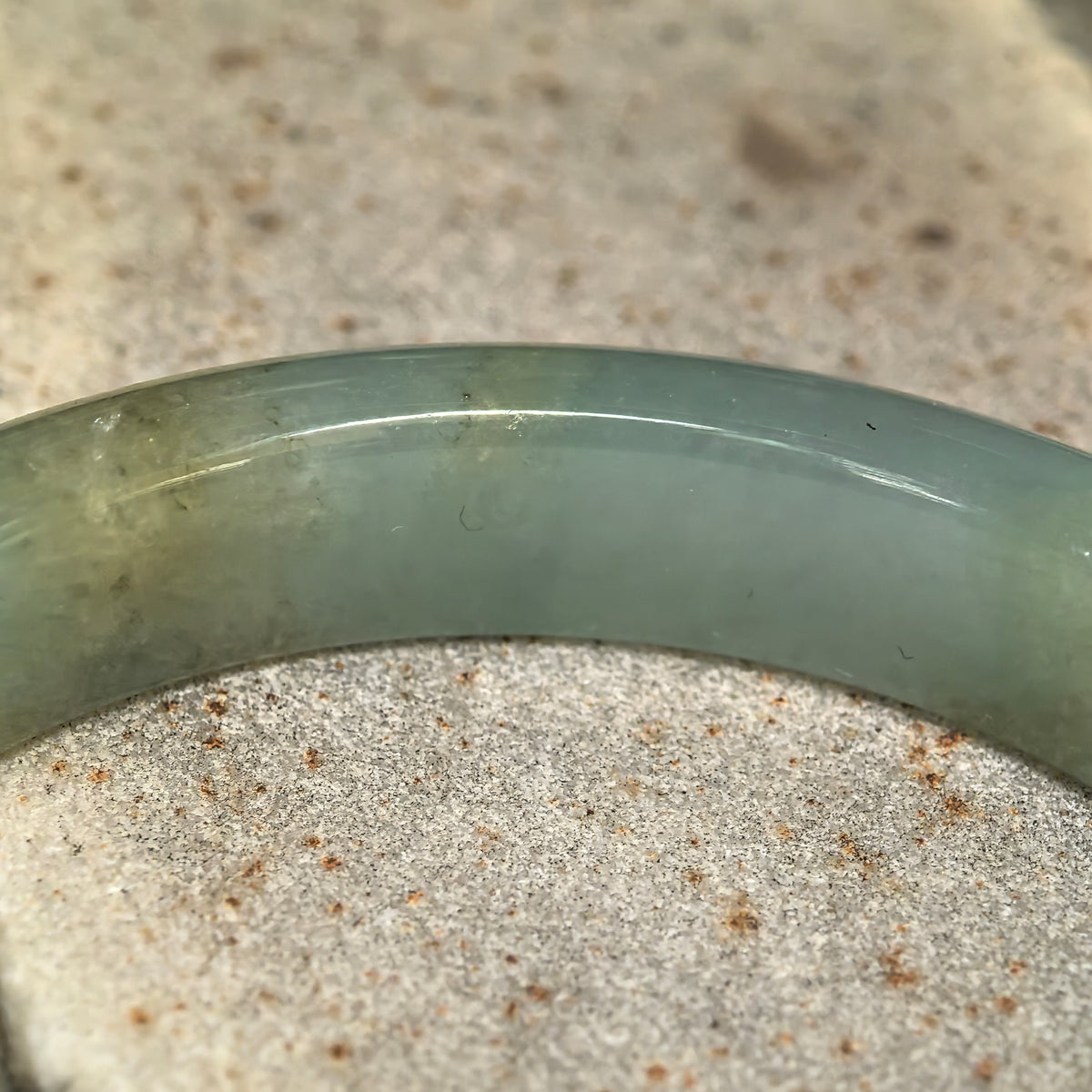 Icy Glutinous Mint Green D-Shape Jadeite Bangle – 53mm