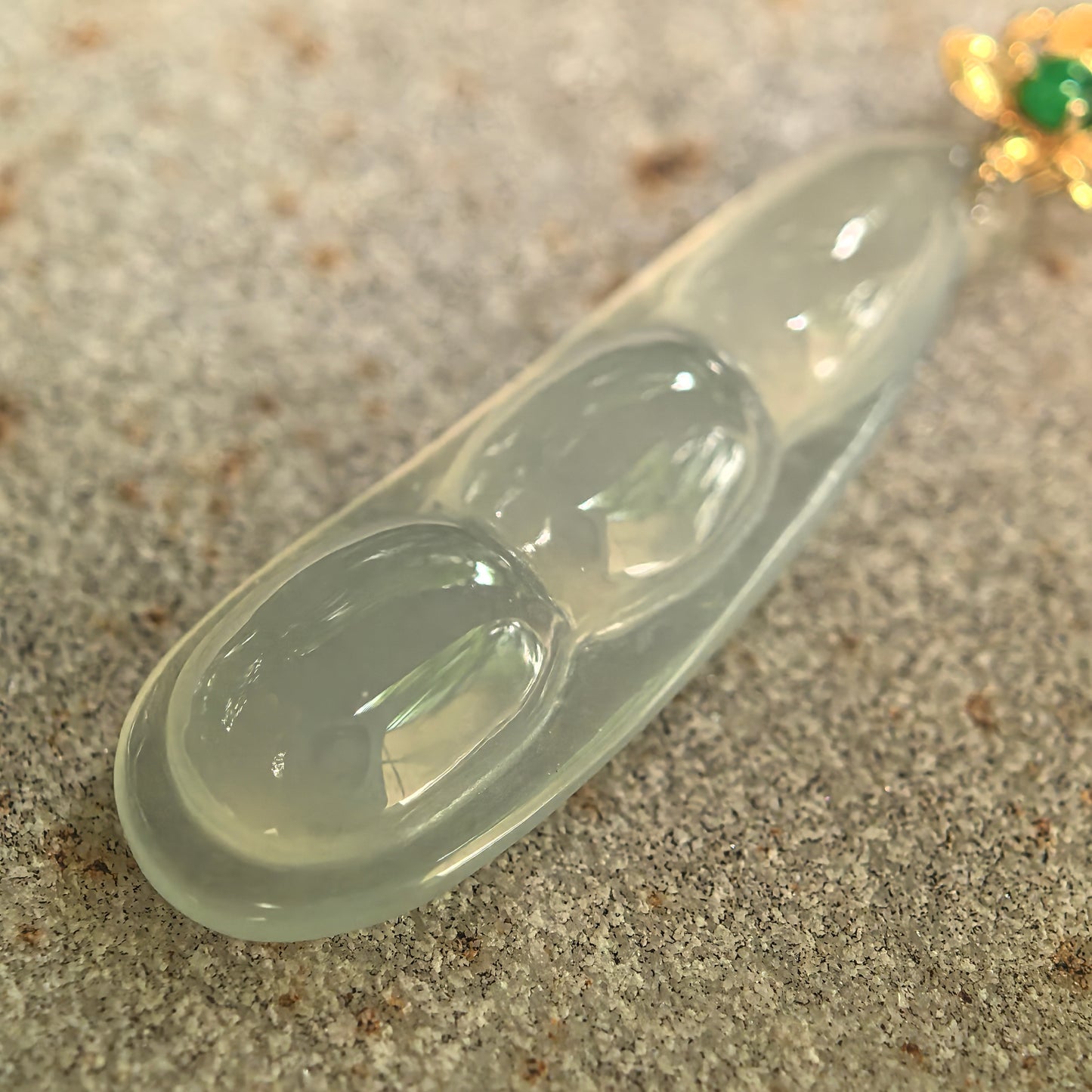 Natural Grade-A Icy Light Green Bean Pod Jadeite Pendant · Burmese Jade