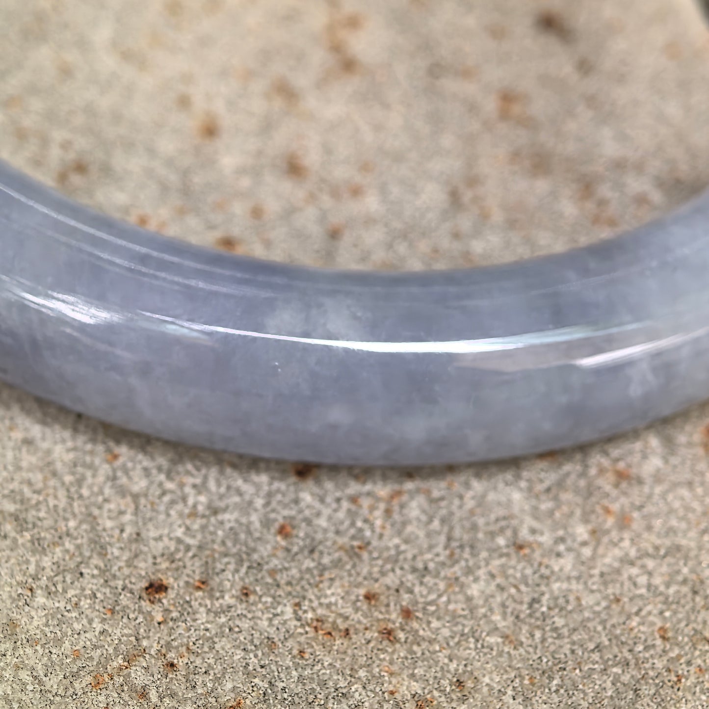 Natural Grade-A Glutinous Blue-Lavender Round Jadeite Bangle · Burmese Jade 56mm