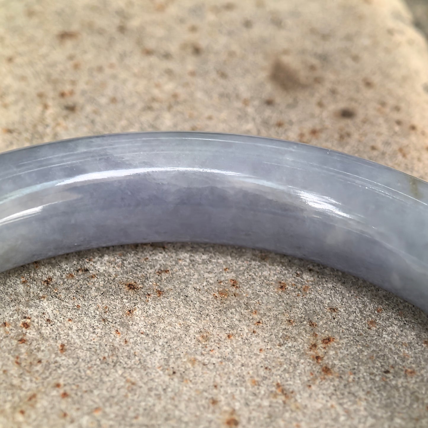 Natural Grade-A Glutinous Blue-Lavender Round Jadeite Bangle · Burmese Jade 56mm