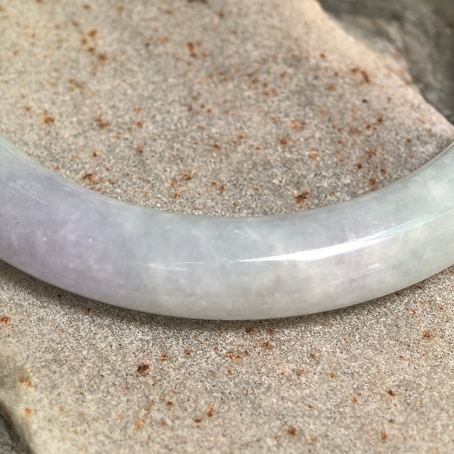 Natural Grade-A Glutinous Pale Lavender Green Round Jadeite Bangle · Burmese Jade 56mm