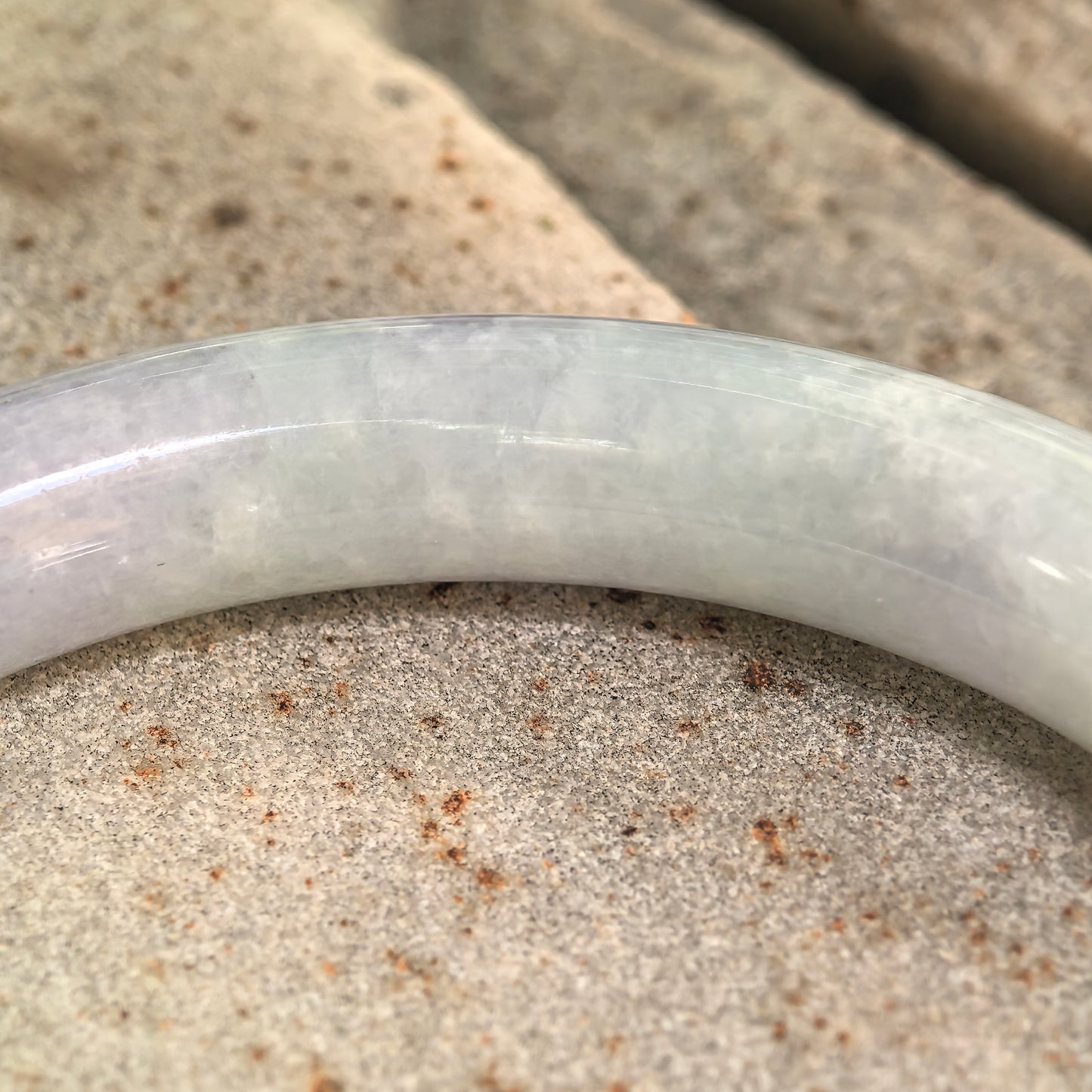 Natural Grade-A Glutinous Pale Lavender Green Round Jadeite Bangle · Burmese Jade 56mm