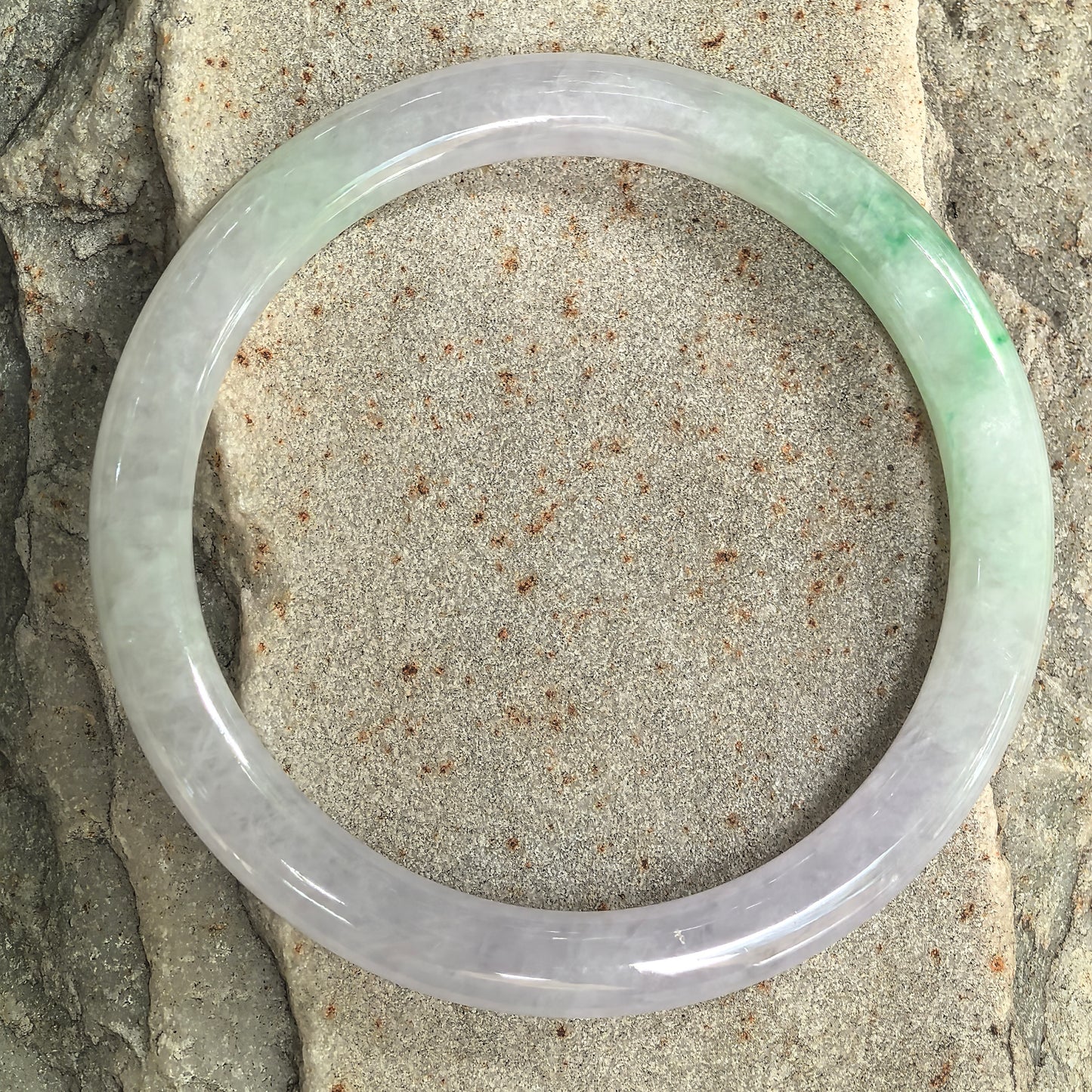 Natural Grade-A Icy Glutinous Pale Lavender Green Round Jadeite Bangle · Burmese Jade 56mm