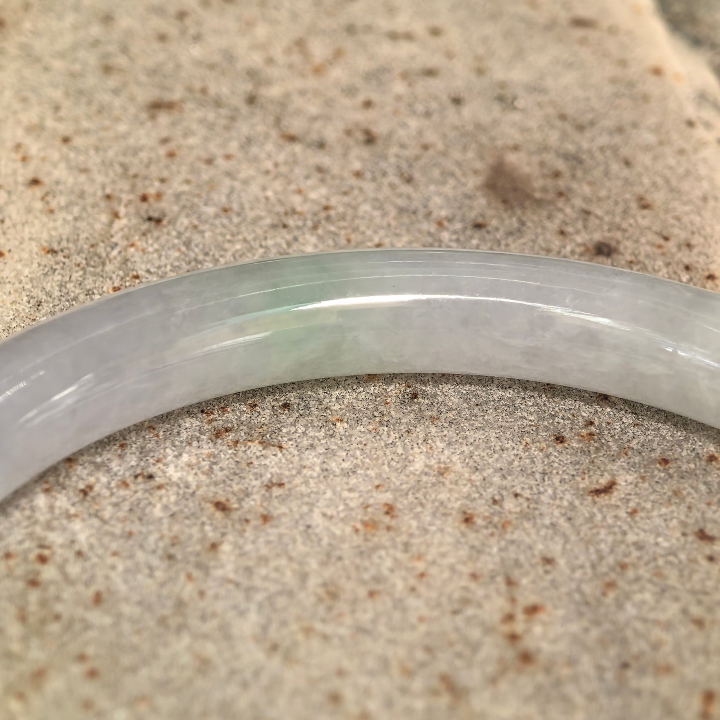 Natural Grade-A Icy Glutinous Pale Lavender Green Round Jadeite Bangle · Burmese Jade 56mm