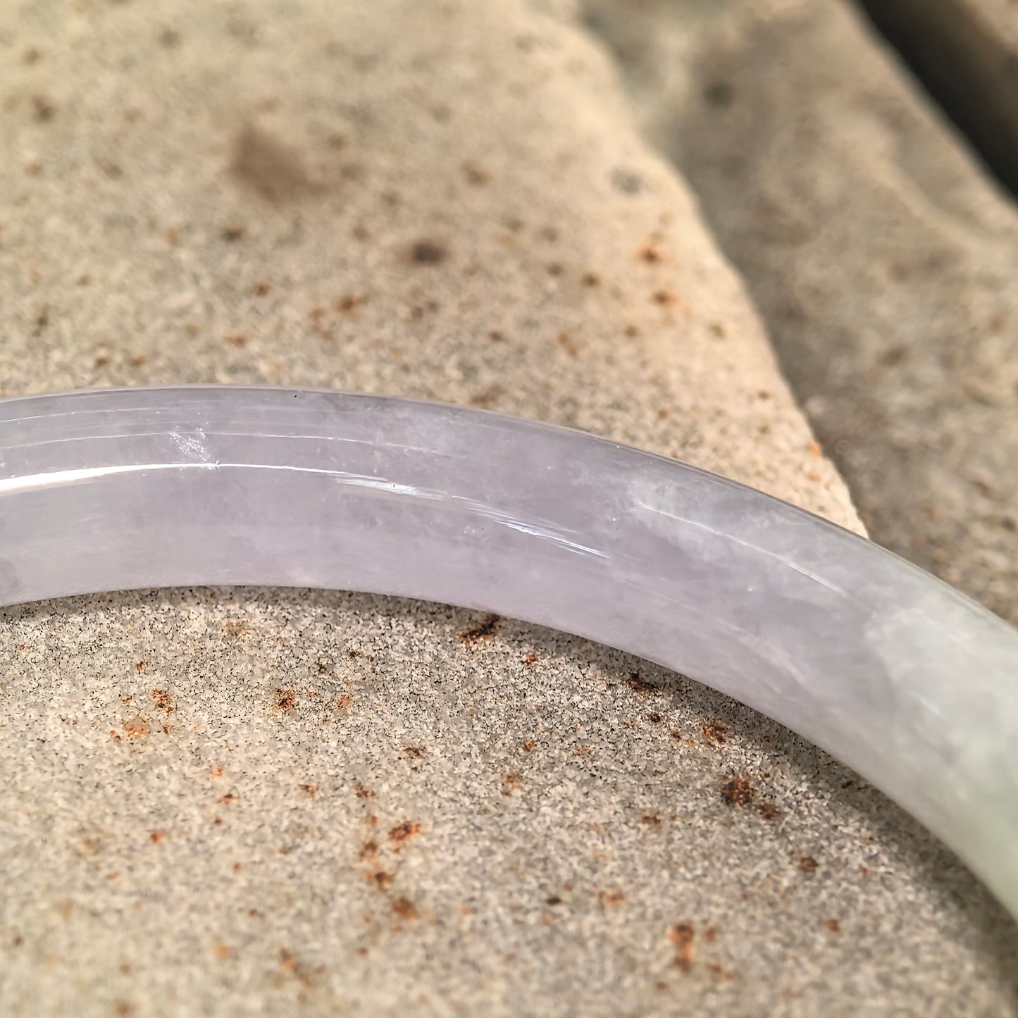 Natural Grade-A Icy Glutinous Pale Lavender Green Round Jadeite Bangle · Burmese Jade 56mm