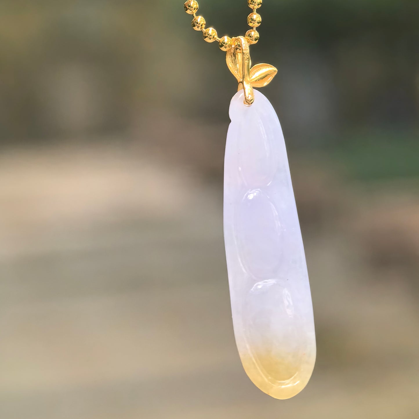 Natural Grade-A Icy Glutinous Pale Lavender Yellow Bean Pod Jadeite Pendant · Burmese Jade