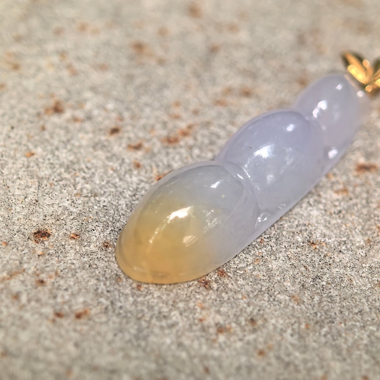 Natural Grade-A Icy Glutinous Pale Lavender Yellow Bean Pod Jadeite Pendant · Burmese Jade