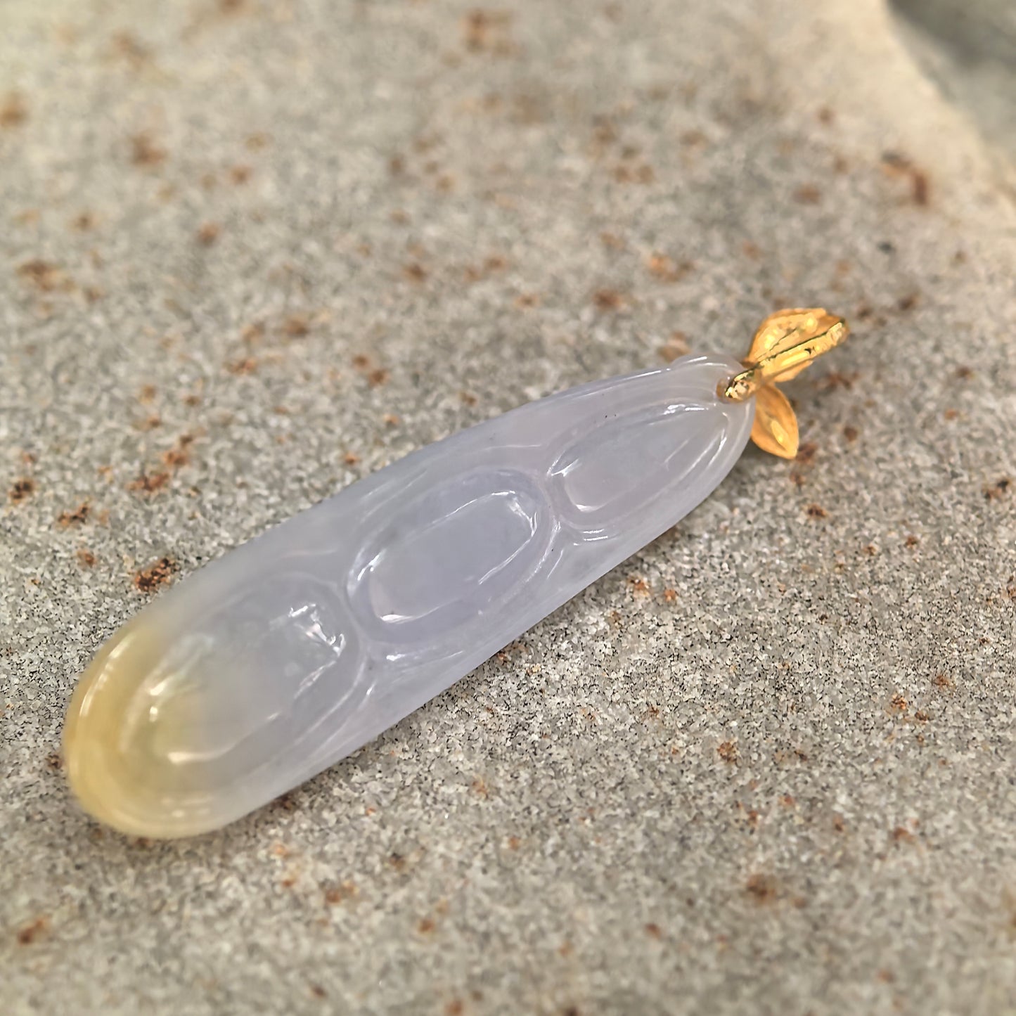 Natural Grade-A Icy Glutinous Pale Lavender Yellow Bean Pod Jadeite Pendant · Burmese Jade