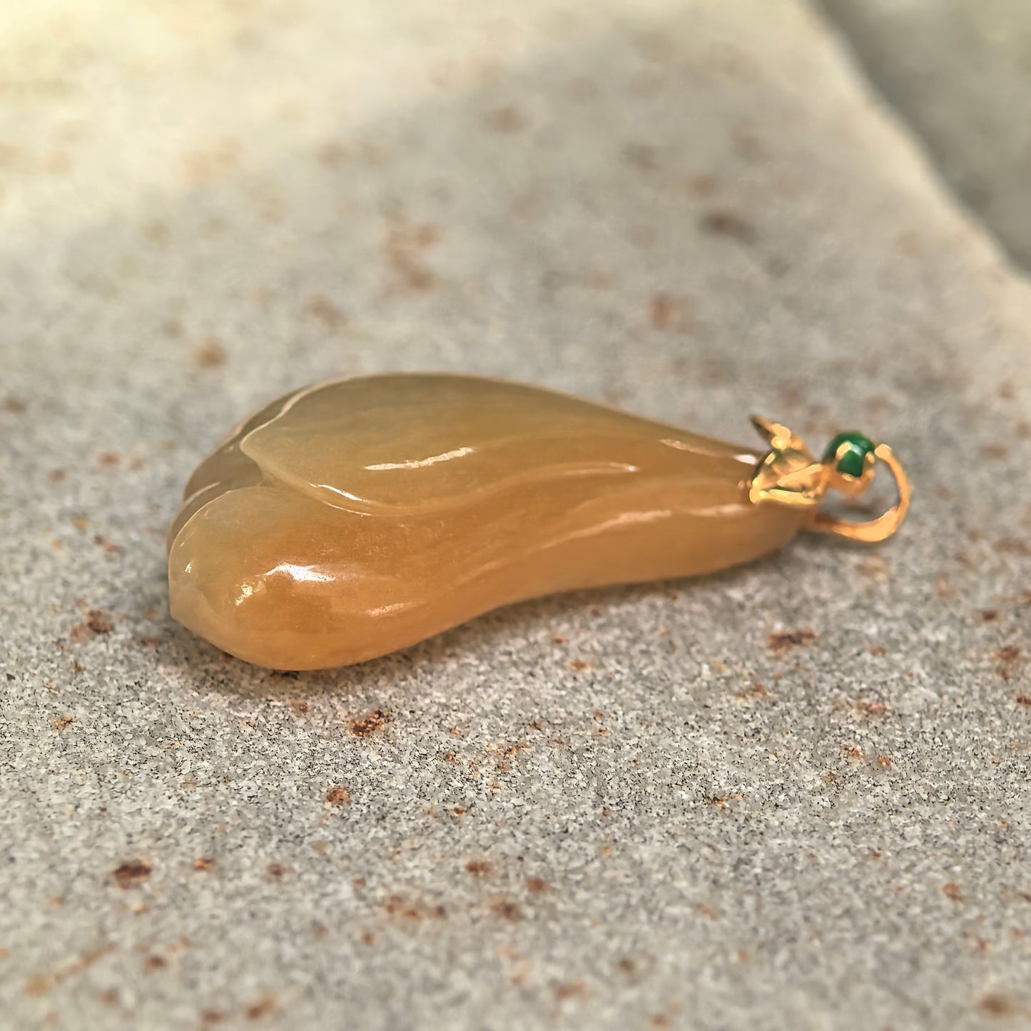 Icy Glutinous Yellow Magnolia Jadeite Pendant