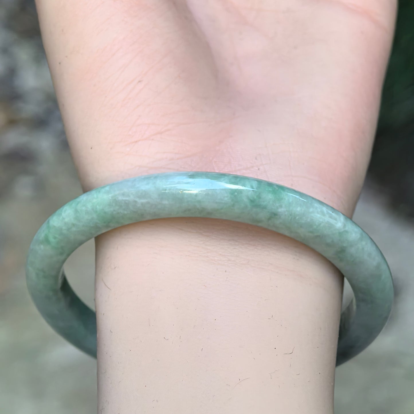 Bean-Glutinous Apple Green Slim D-Shape Jadeite Bangle – 60mm