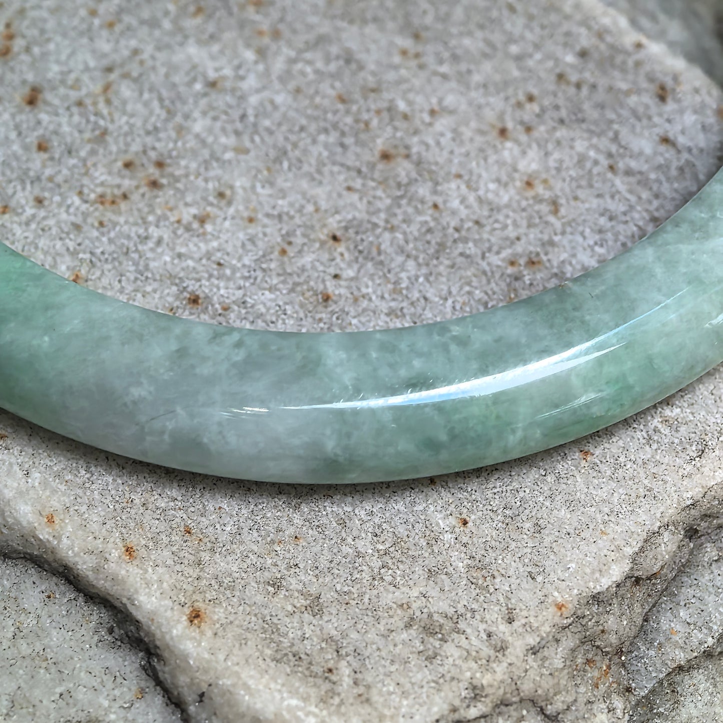Bean-Glutinous Apple Green Slim D-Shape Jadeite Bangle – 60mm