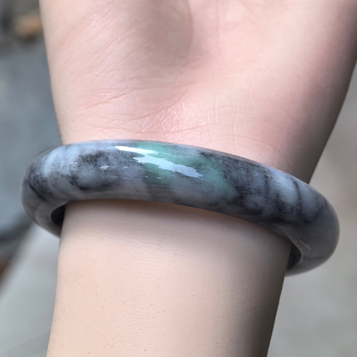 Glutinous Gray and Black D-Shape Jadeite Bangle -55mm