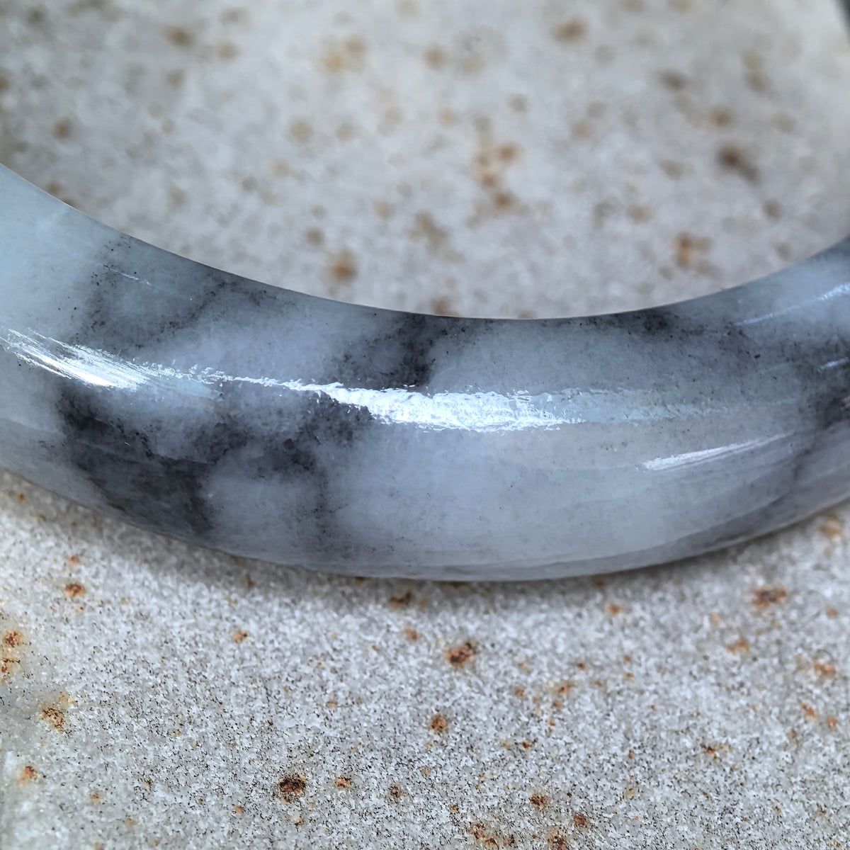 Glutinous Gray and Black D-Shape Jadeite Bangle -55mm