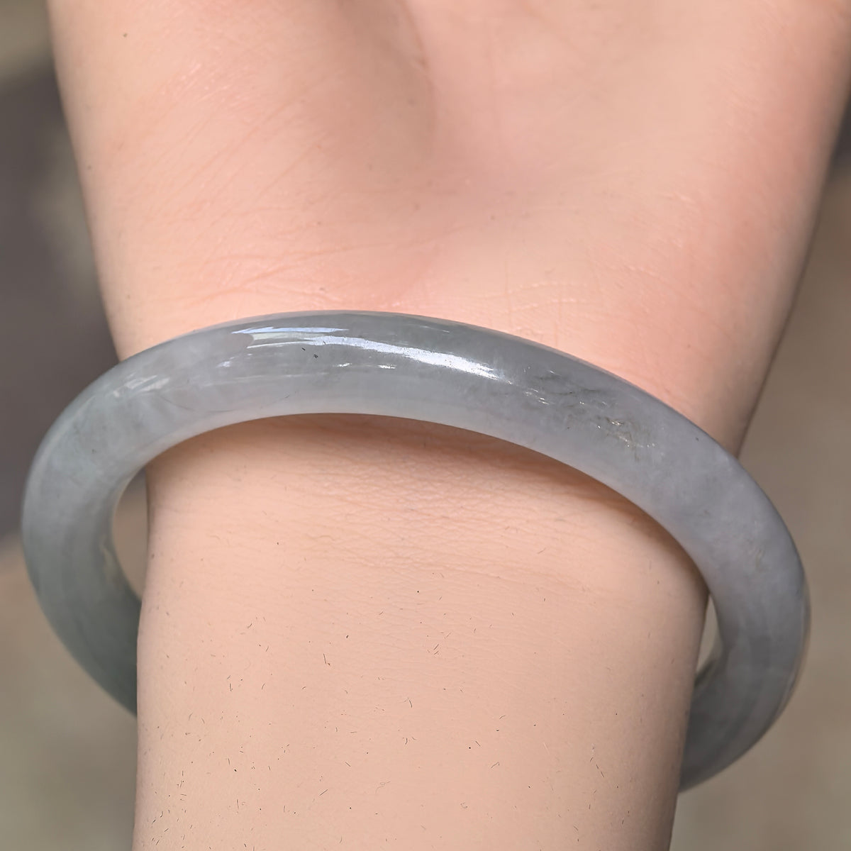 Fine Glutinous Light Green RoundJadeite Bangle -56mm