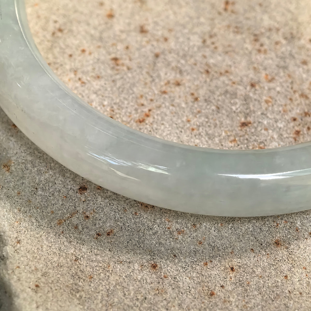 Fine Glutinous Light Green RoundJadeite Bangle -56mm