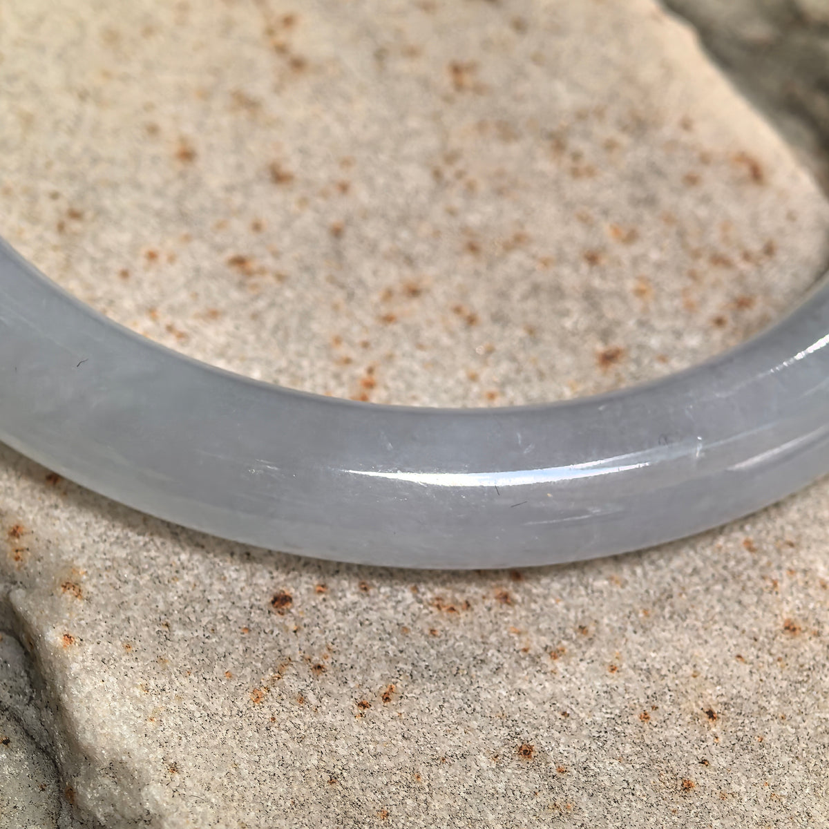 Fine Glutinous Pale Lavender RoundJadeite Bangle -56mm