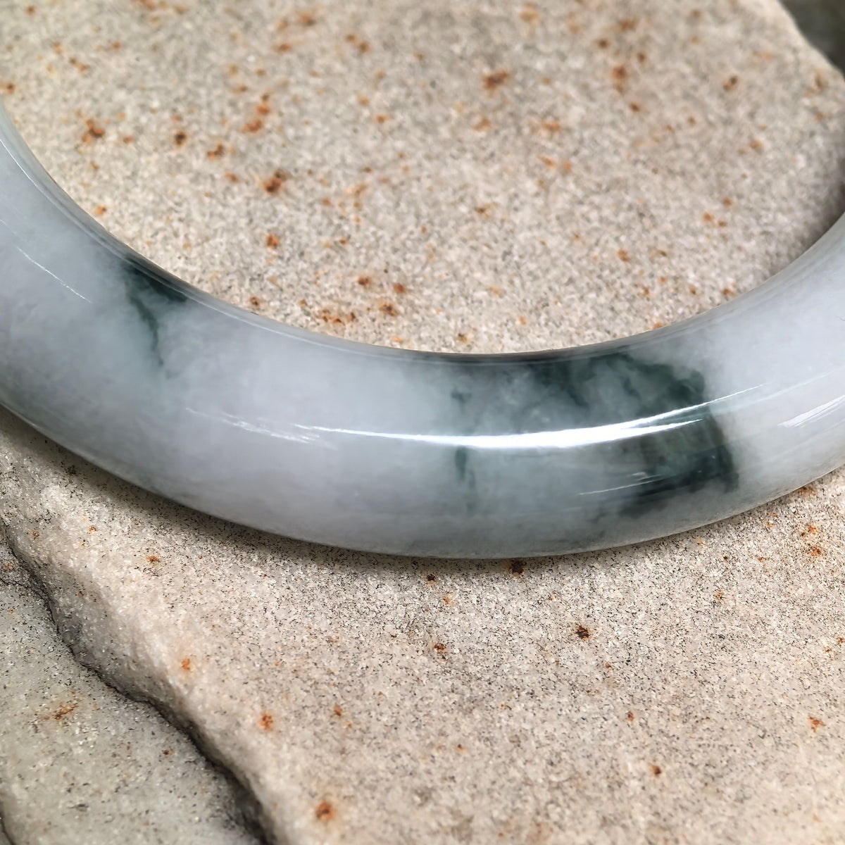 Glutinous Milky White and Dark Green Floating Flower Round Jadeite Bangle -51mm