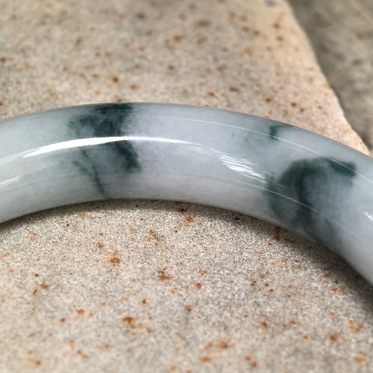 Glutinous Milky White and Dark Green Floating Flower Round Jadeite Bangle -51mm