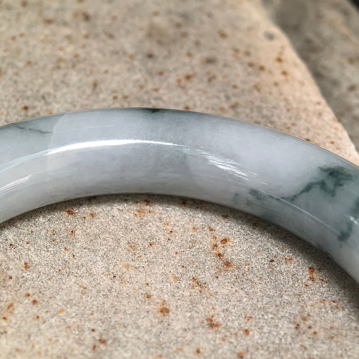 Glutinous Milky White and Dark Green Floating Flower Round Jadeite Bangle -51mm