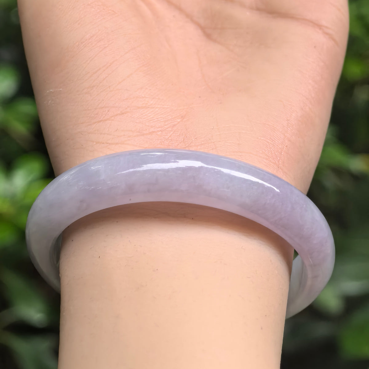 Glutinous Pale Lavender Oval Jadeite Bangle -52mm