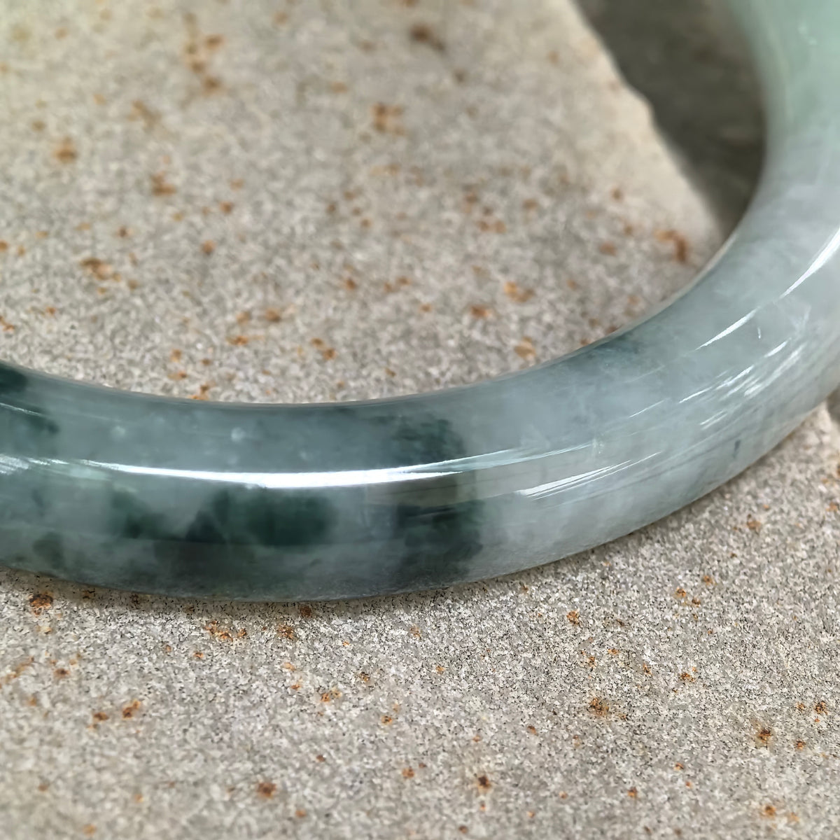 Fine Glutinous Deep Green Floating Flower Round Jadeite Bangle -58mm