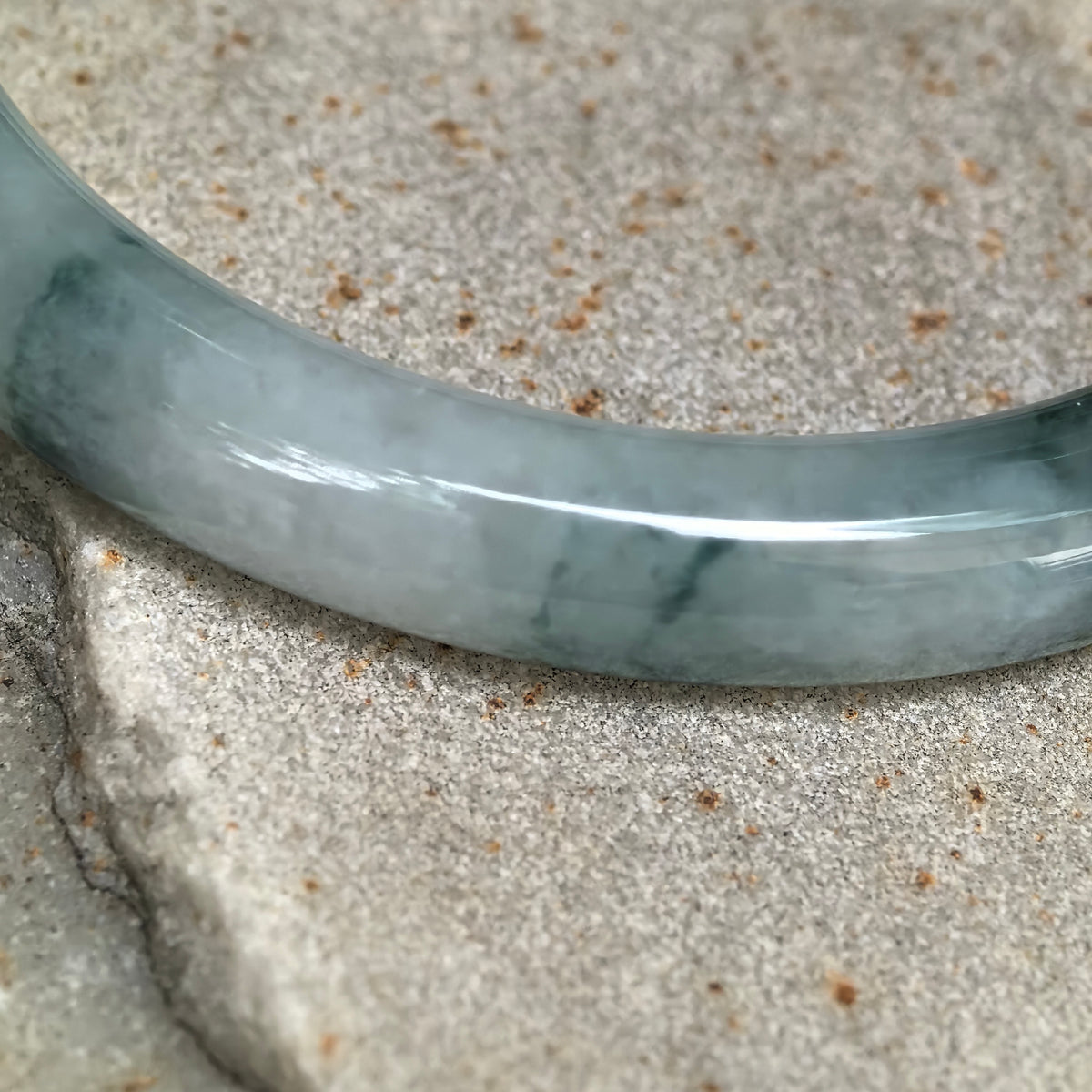 Fine Glutinous Deep Green Floating Flower Round Jadeite Bangle -58mm