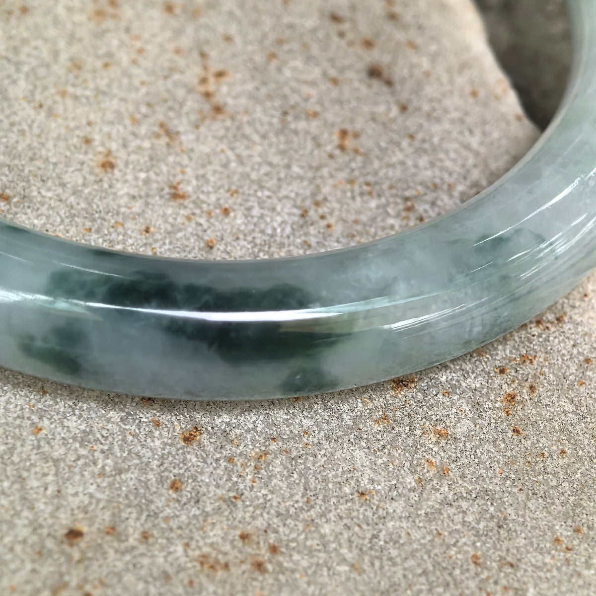 Fine Glutinous Deep Green Floating Flower Round Jadeite Bangle -58mm