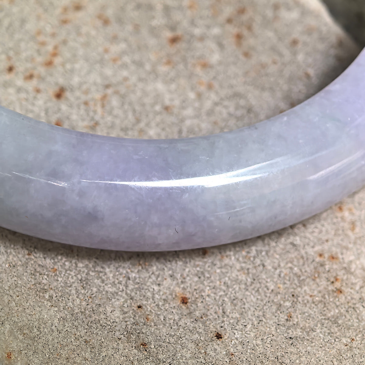 Glutinous Light Lavender D-Shape Jadeite Bangle with Bright Green Accent -56mm