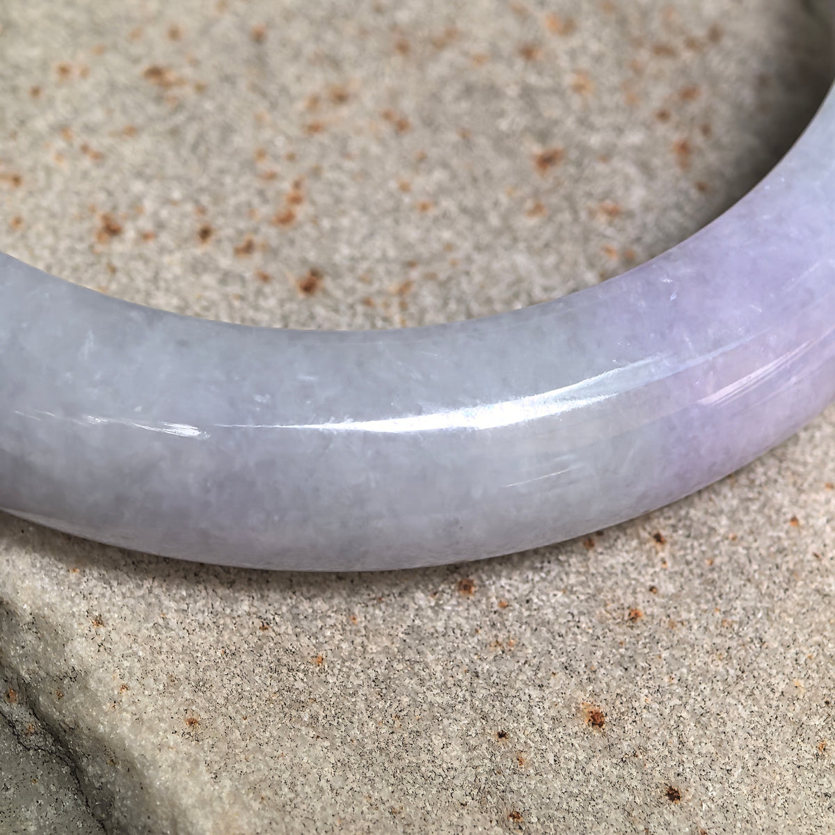 Glutinous Light Lavender D-Shape Jadeite Bangle with Bright Green Accent -56mm