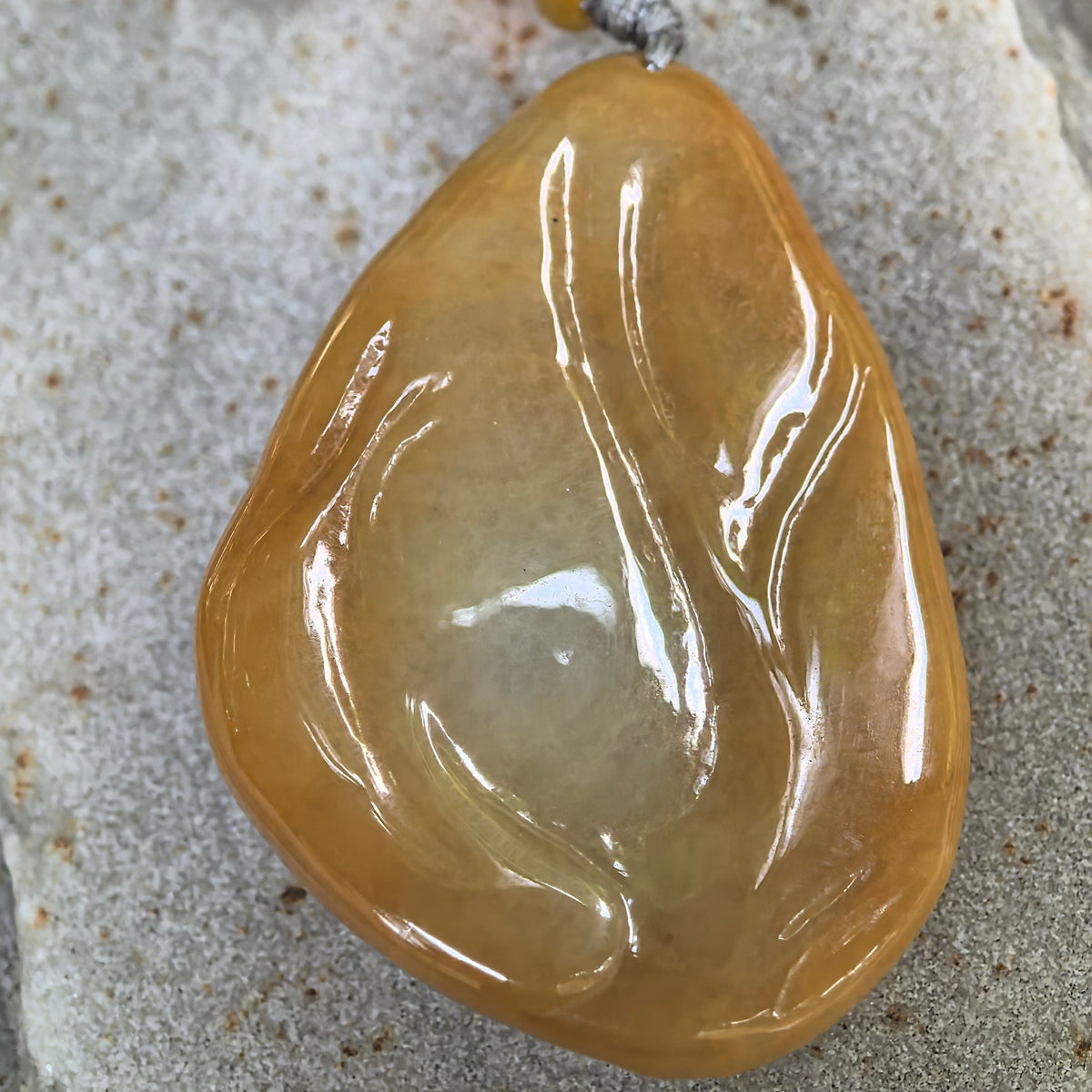 Glutinous Yellow Jadeite Pendant · Return of the Monkey King