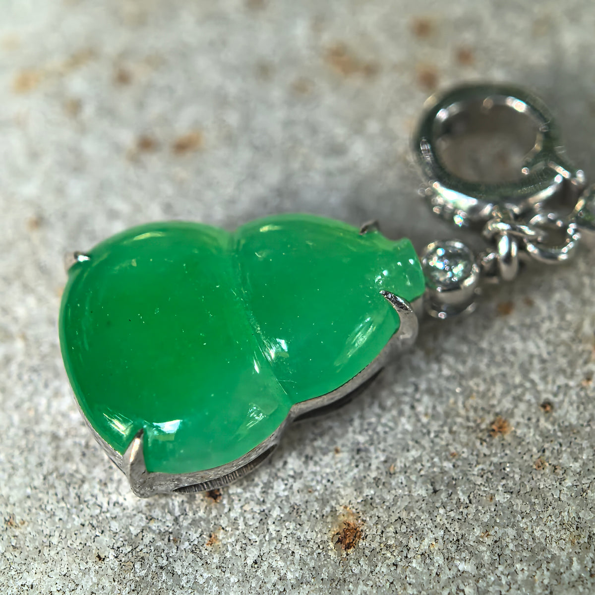 Icy Vivid Green Jadeite Gourd Pendant with 18K Gold and Diamonds