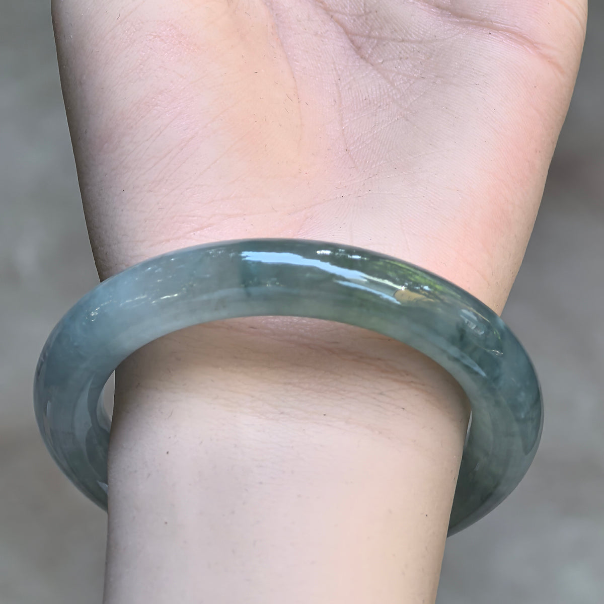Icy Glutinous Light Green Round Jadeite Bangle -53mm
