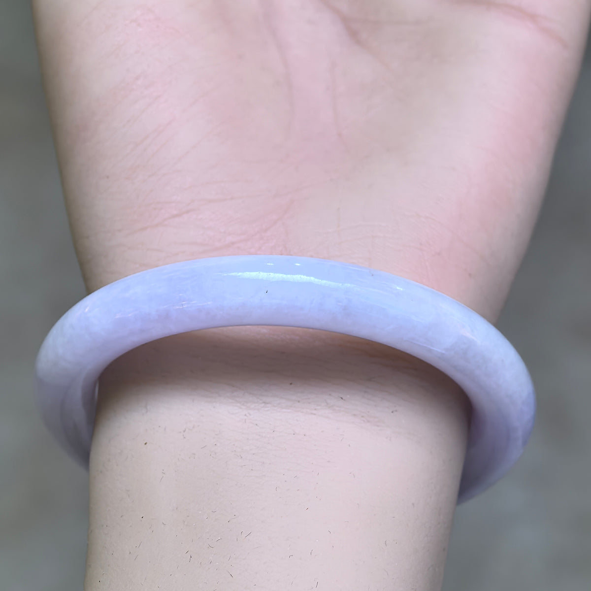 Glutinous Lavender Round Jadeite Bangle -51mm