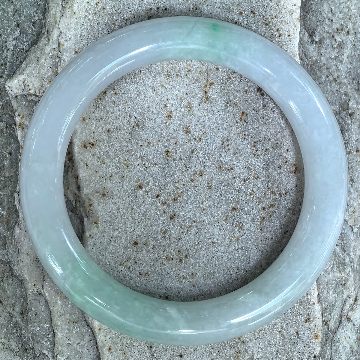 Glutinous Pale Green and Pale Lavender Round Jadeite Bangle -57mm