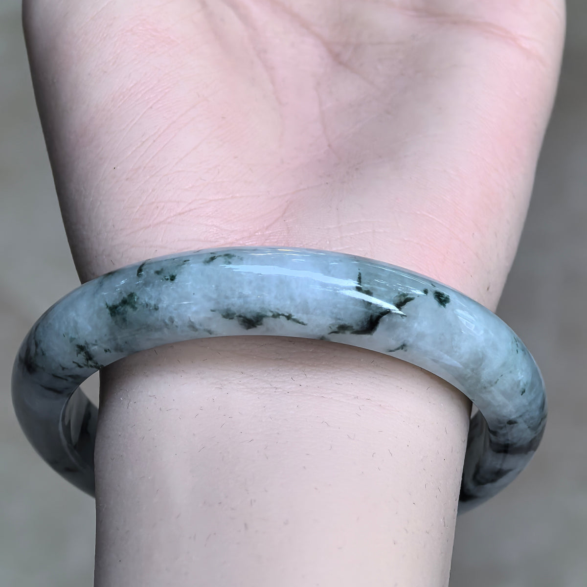 Glutinous Jadeite D-Shape Bangle with Deep Green Floating Patterns -58mm