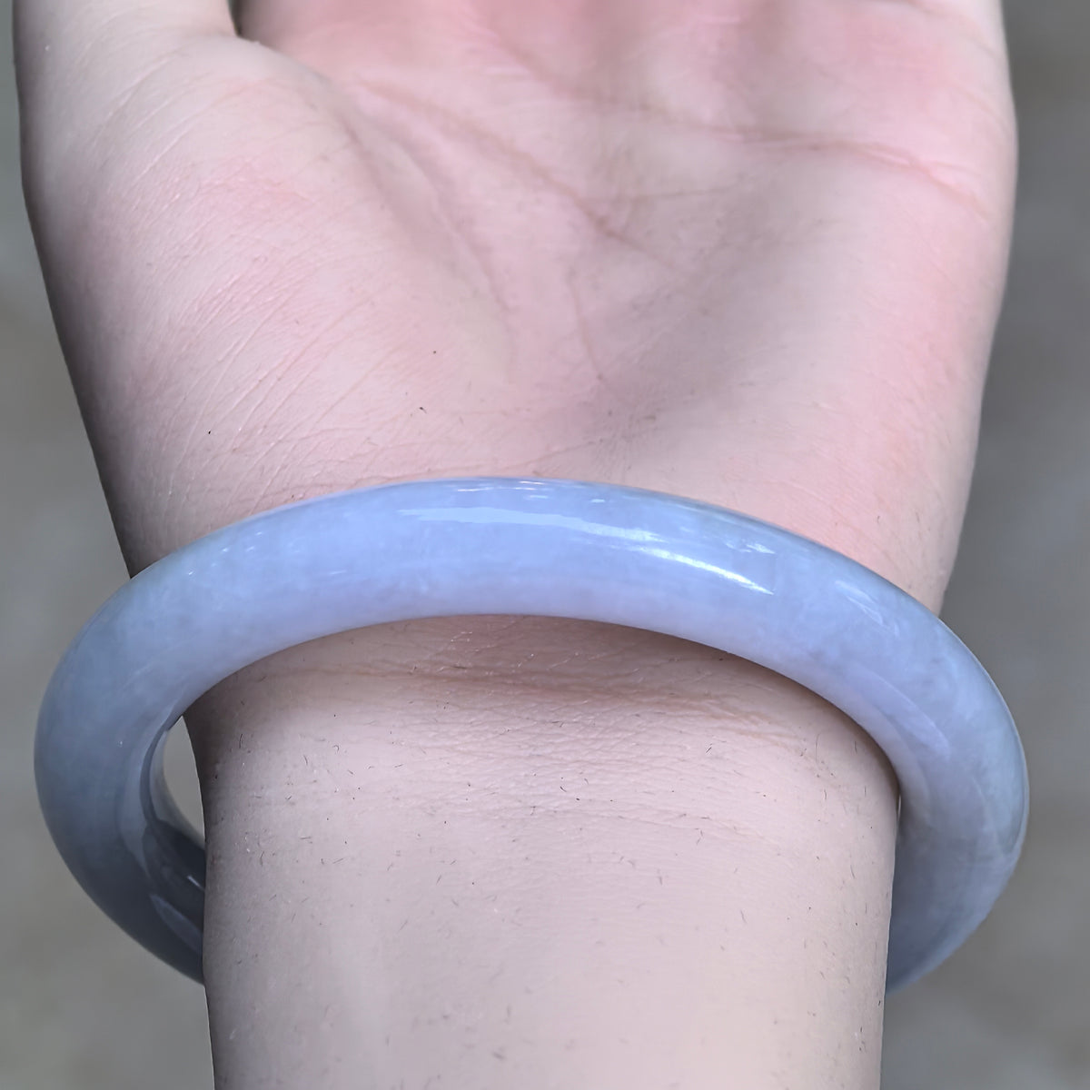 Glutinous Pale Lavender Round Jadeite Bangle -55mm