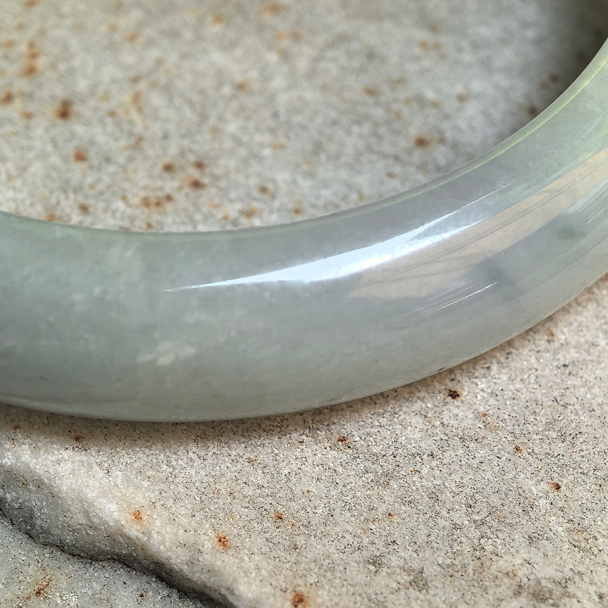 Glutinous Denim Blue D-Shape Jadeite Bangle with Floating Patterns -57mm