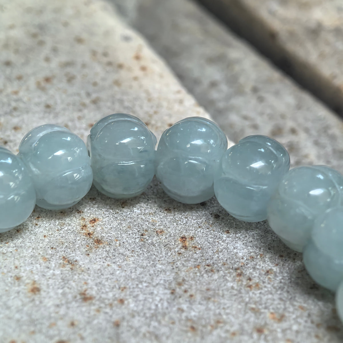 Fine Glutinous Light Green Gradient Lotus-Carved Jadeite Bead Bracelet -7.5mm