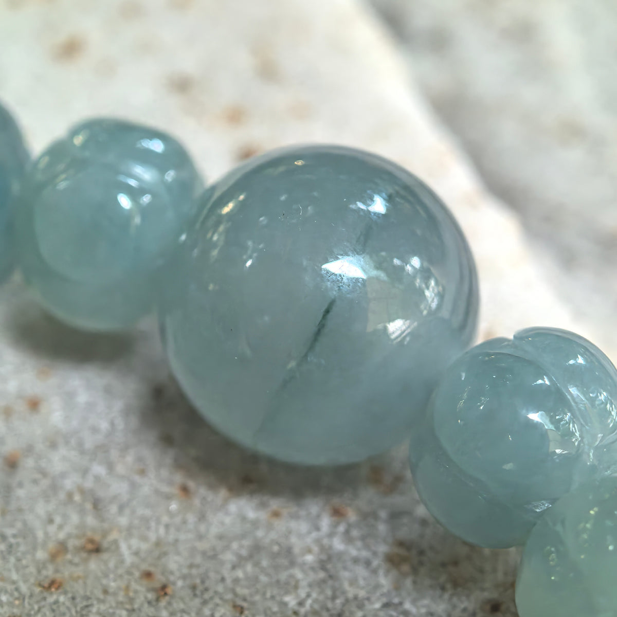 Fine Glutinous Light Green Gradient Lotus-Carved Jadeite Bead Bracelet -7.5mm