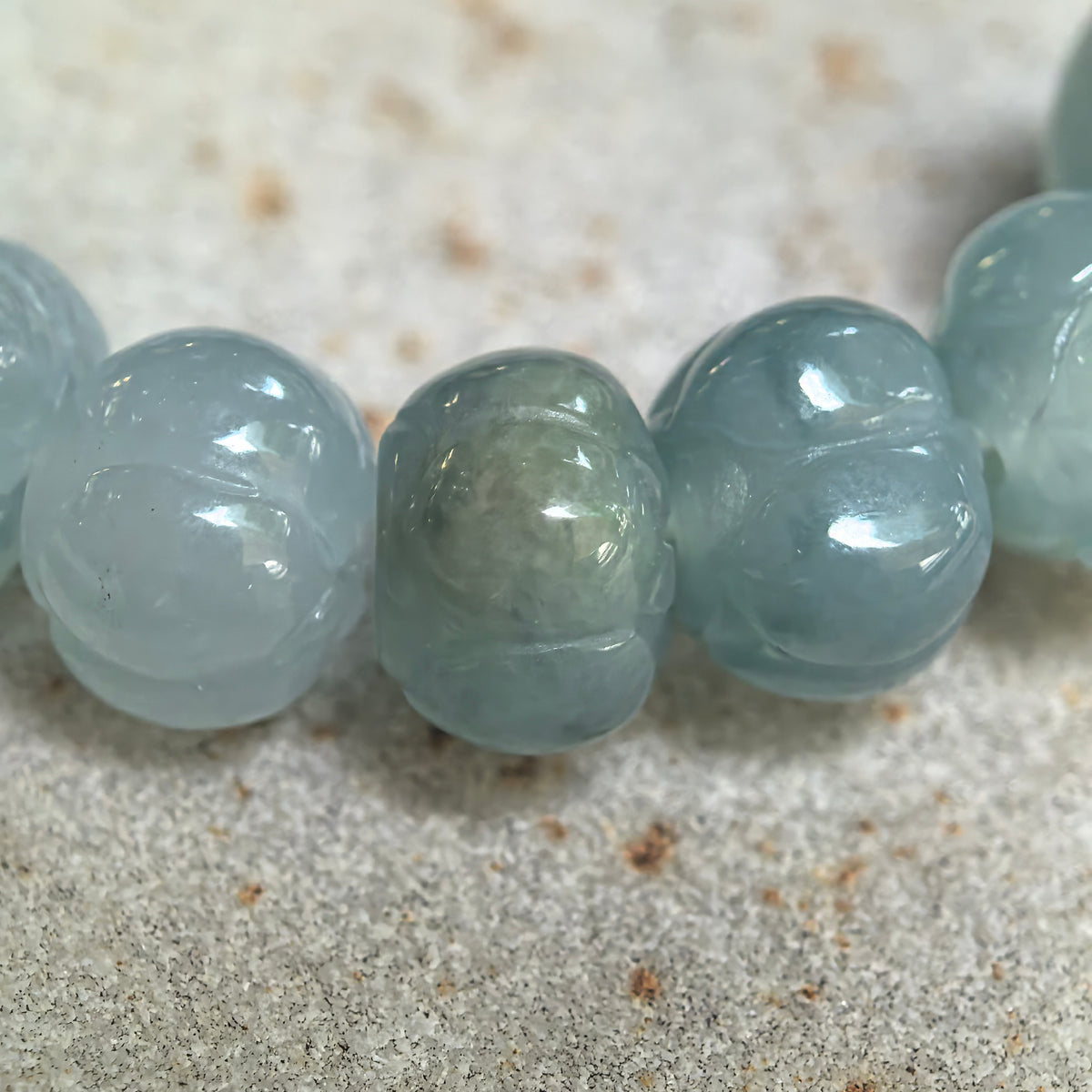 Fine Glutinous Light Green Gradient Lotus-Carved Jadeite Bead Bracelet -7.5mm