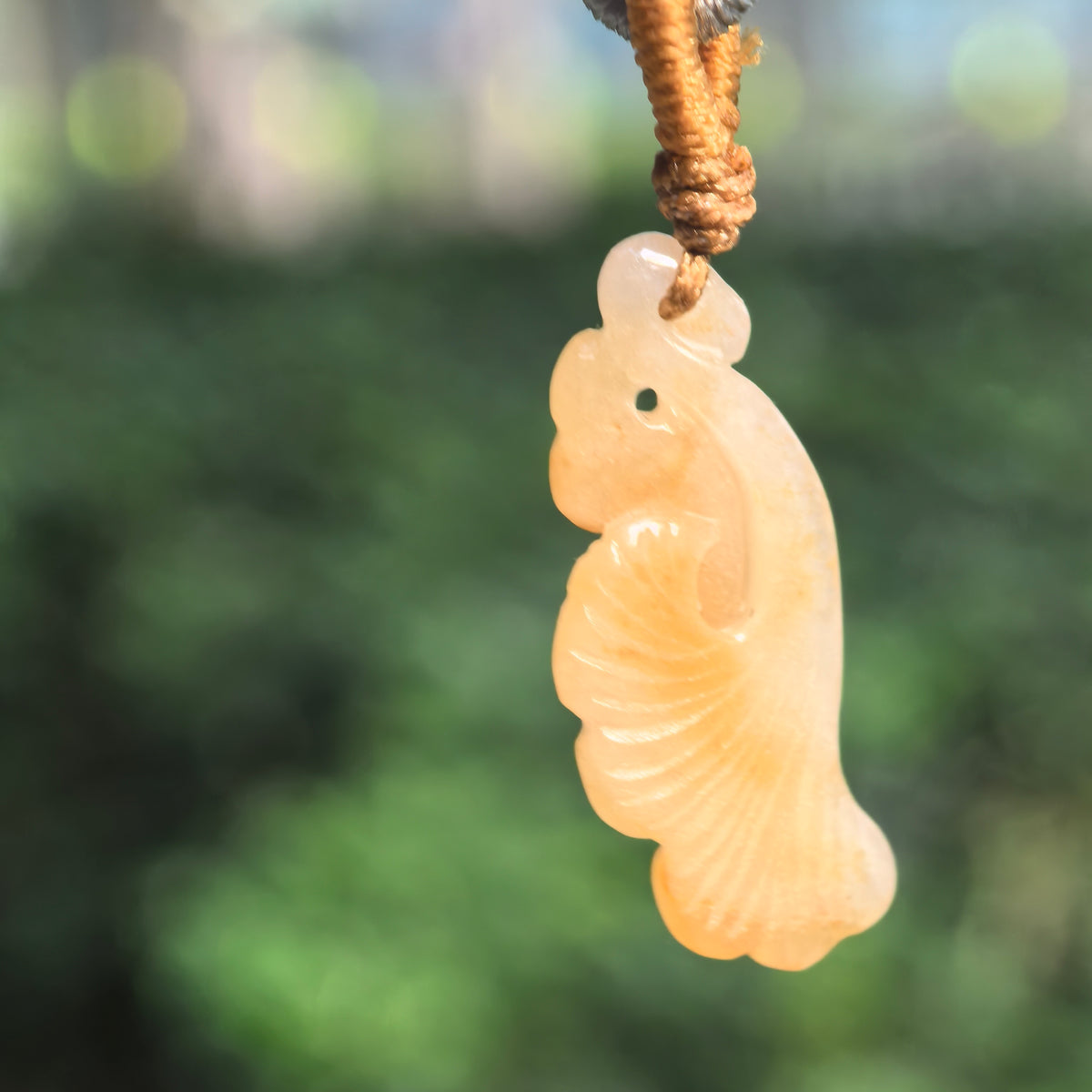Fine Glutinous Yellow Ginkgo Leaf Jadeite Pendant