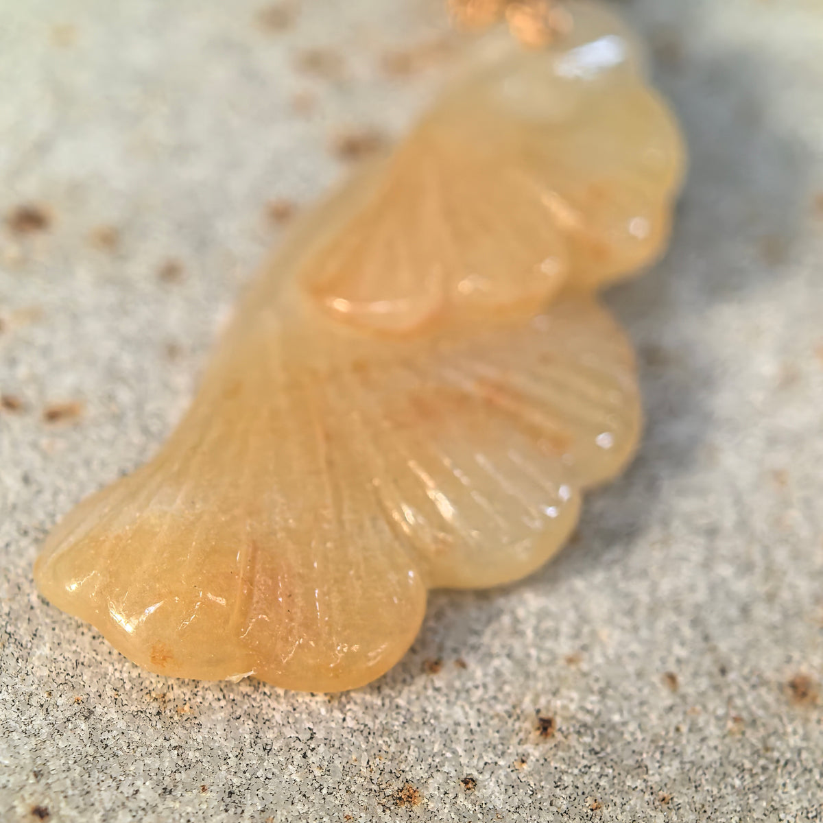 Fine Glutinous Yellow Ginkgo Leaf Jadeite Pendant