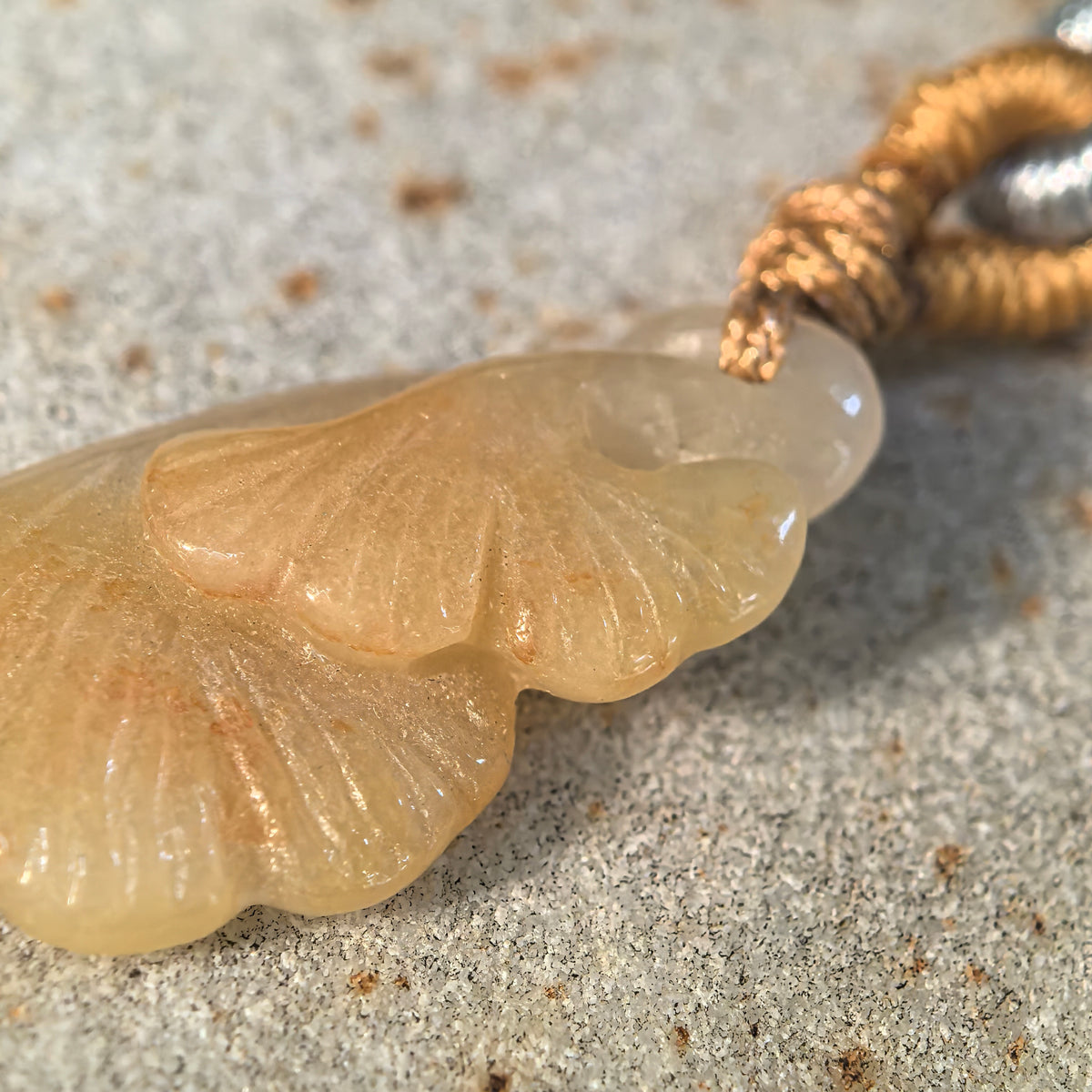 Fine Glutinous Yellow Ginkgo Leaf Jadeite Pendant