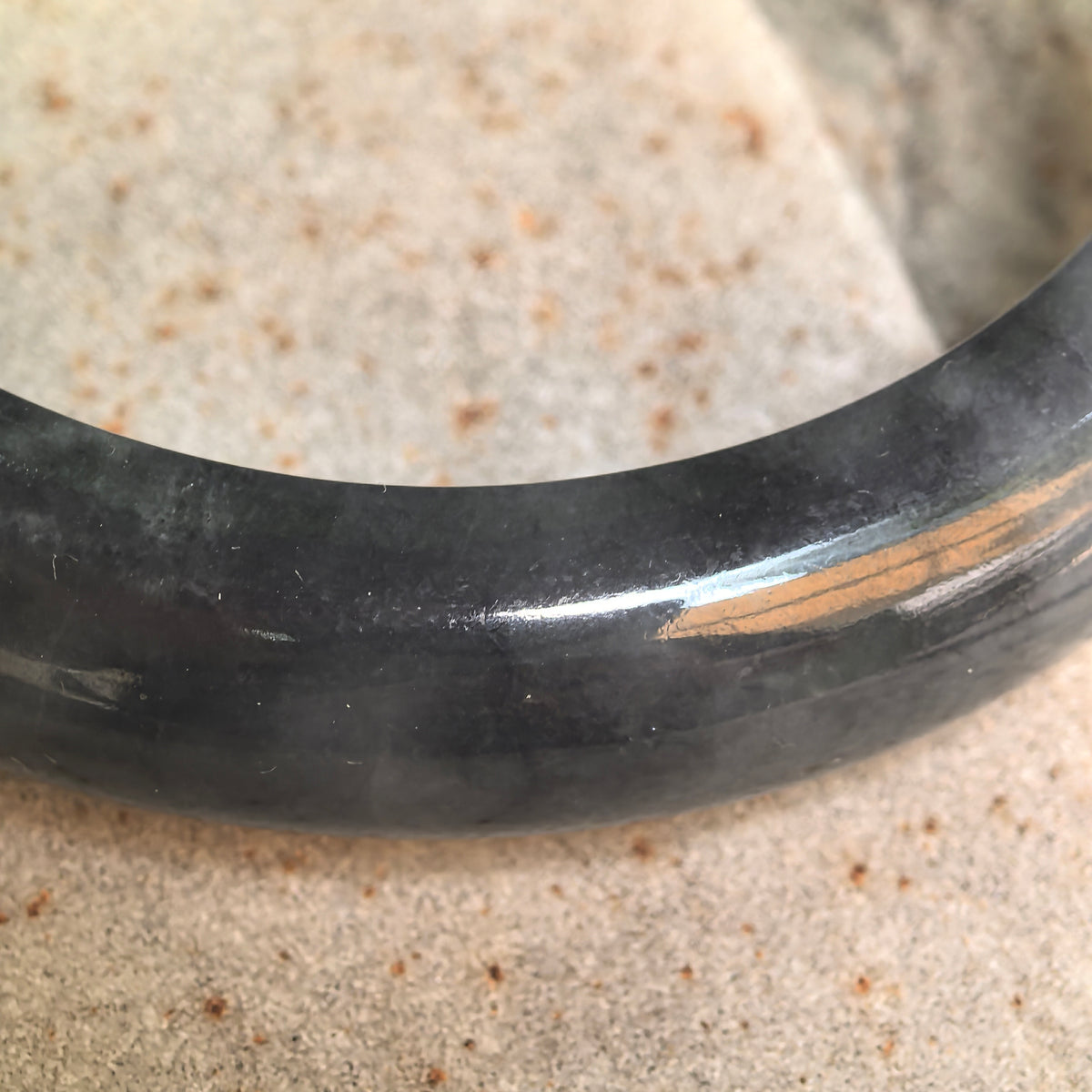 Glutinous Black-and-Green D-Shape Jadeite Bangle – 60mm
