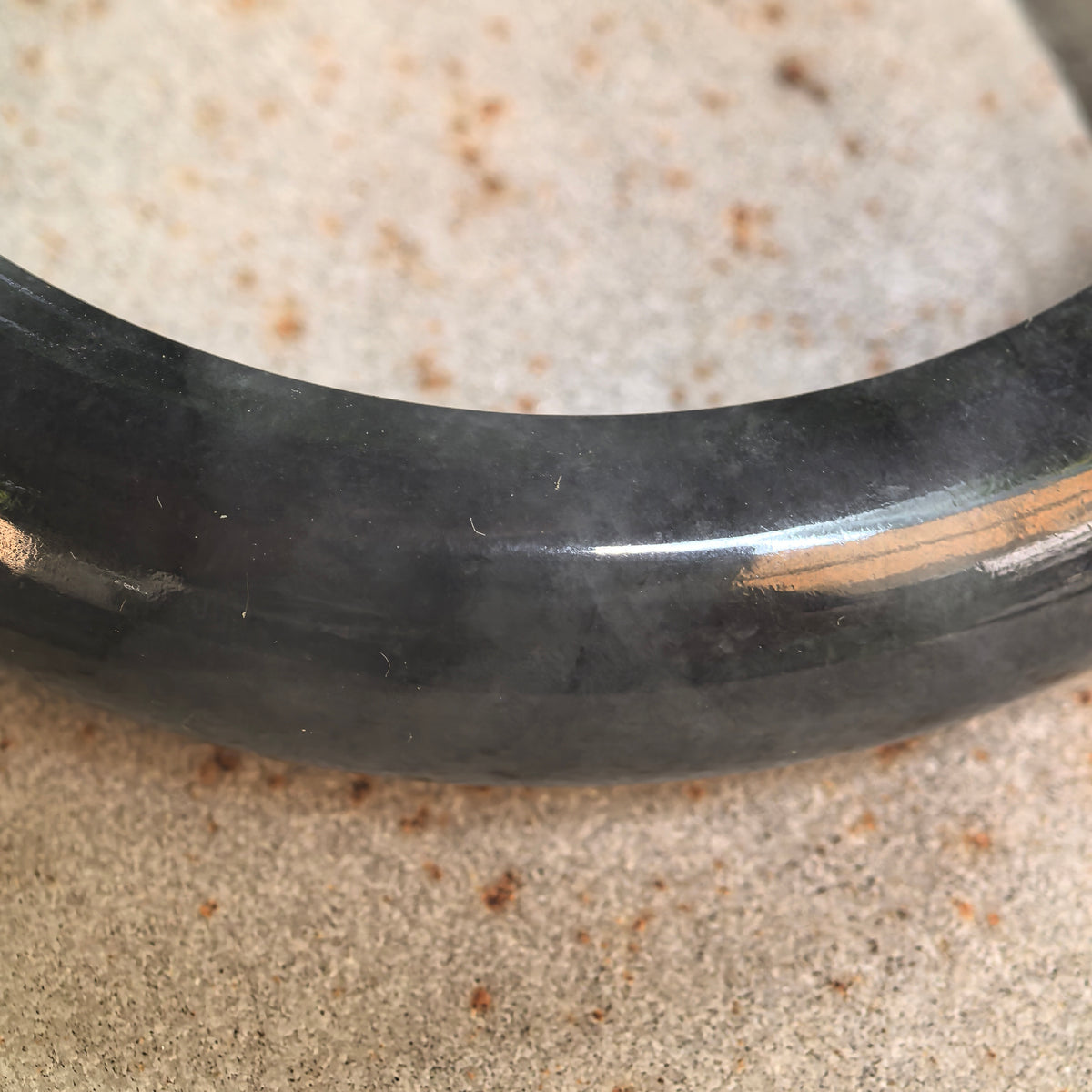 Glutinous Black-and-Green D-Shape Jadeite Bangle – 60mm